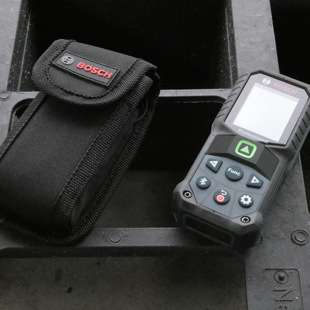 Laser Entfernungsmesser mieten - Bosch GLM 50-27 CG